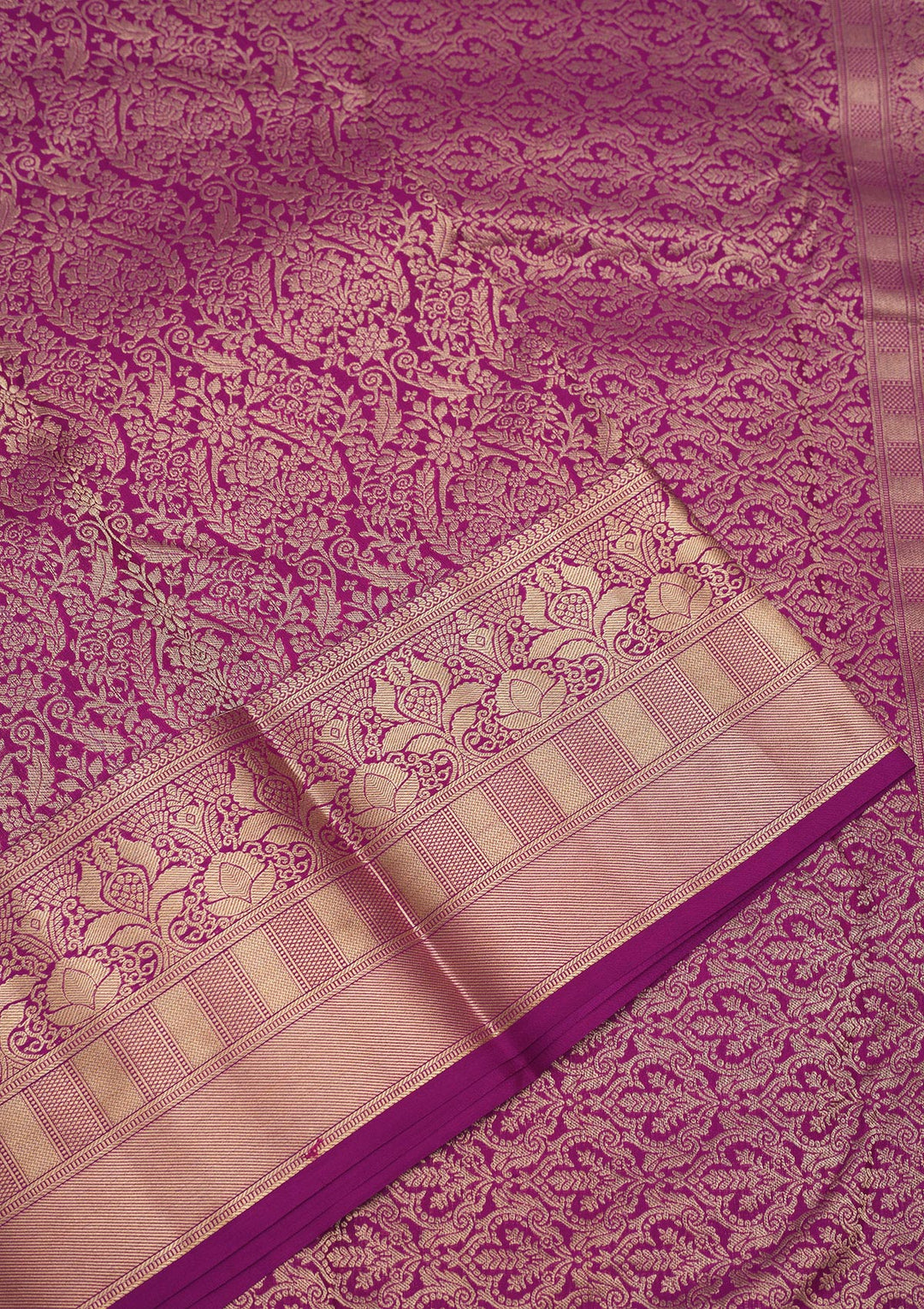 Lavender Silk Jaal Gold Zariwork Saree With Matching Blouse Piece