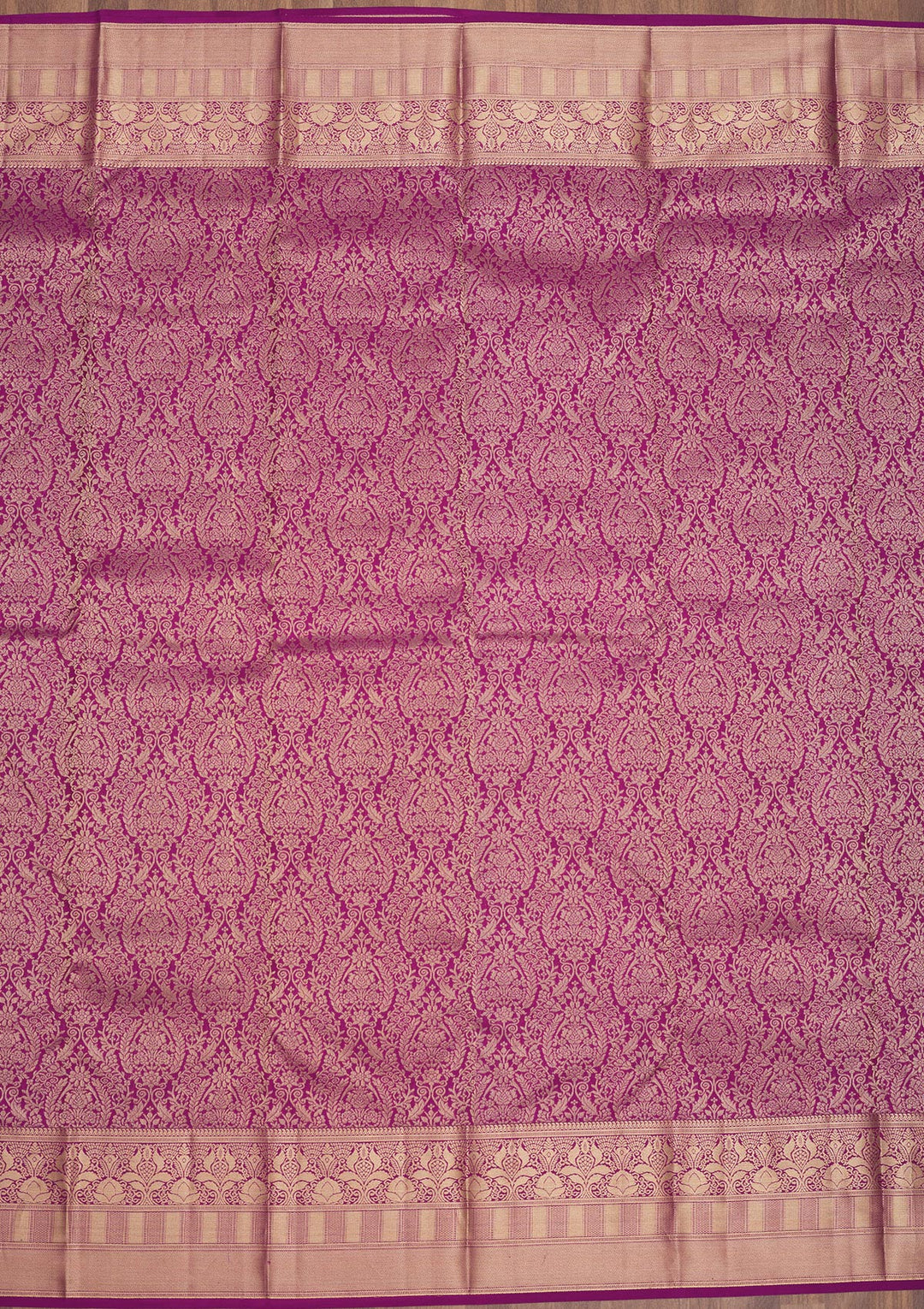 Lavender Silk Jaal Gold Zariwork Saree With Matching Blouse Piece