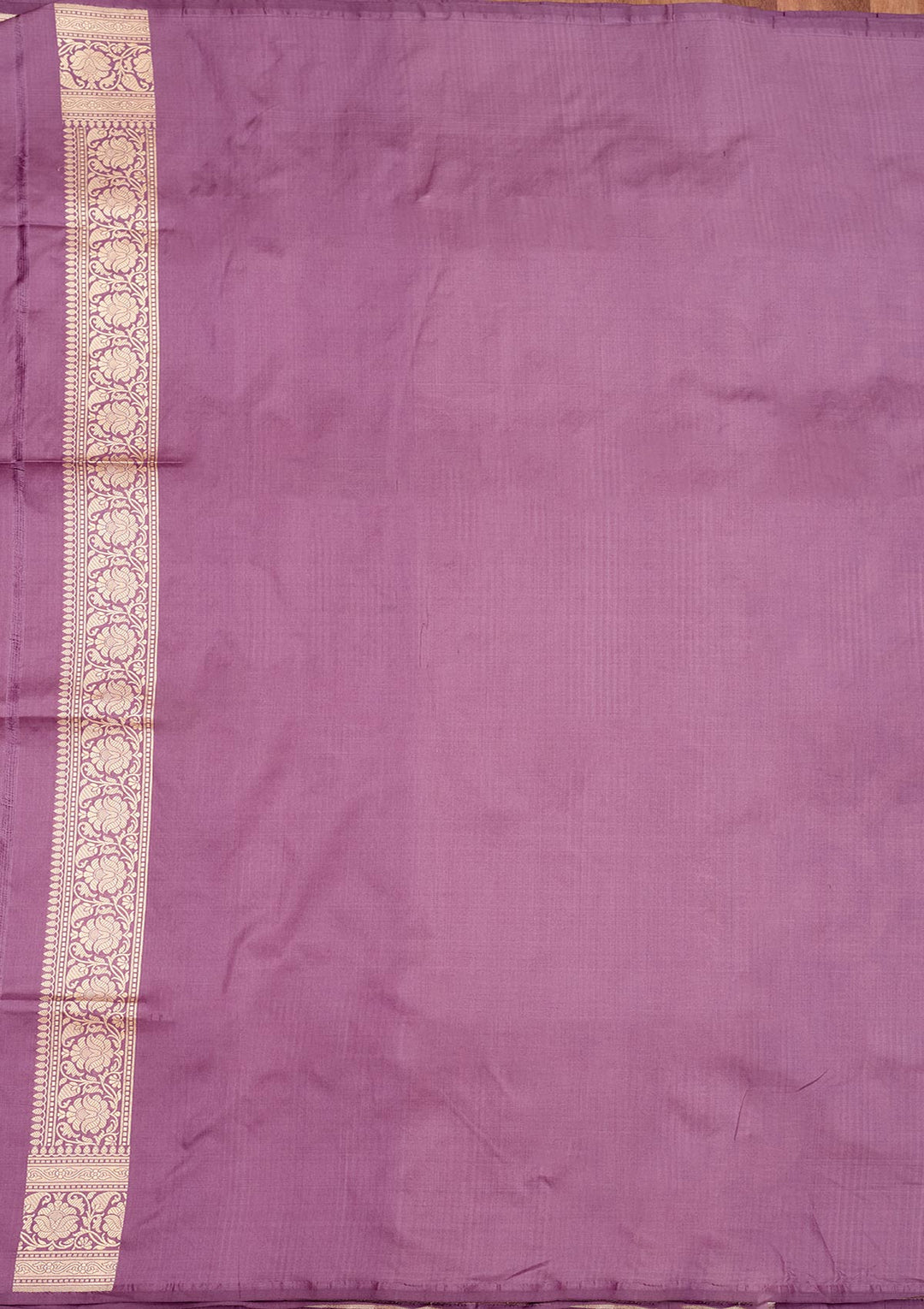 Lavender Silk Jaal Zariwork Saree With Matching Blouse Piece