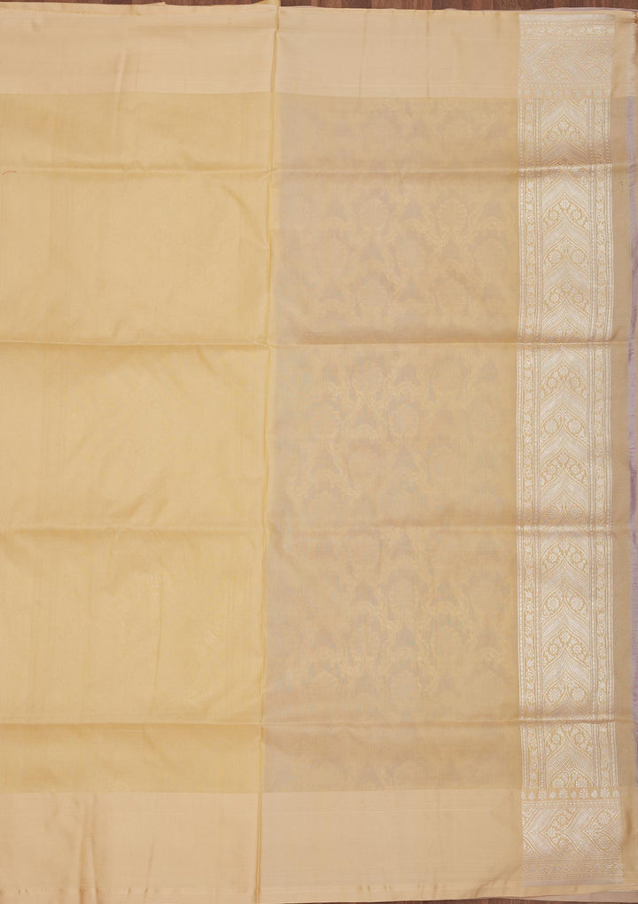 Lavender Silk Jaal Gold Zariwork Saree With Matching Blouse Piece