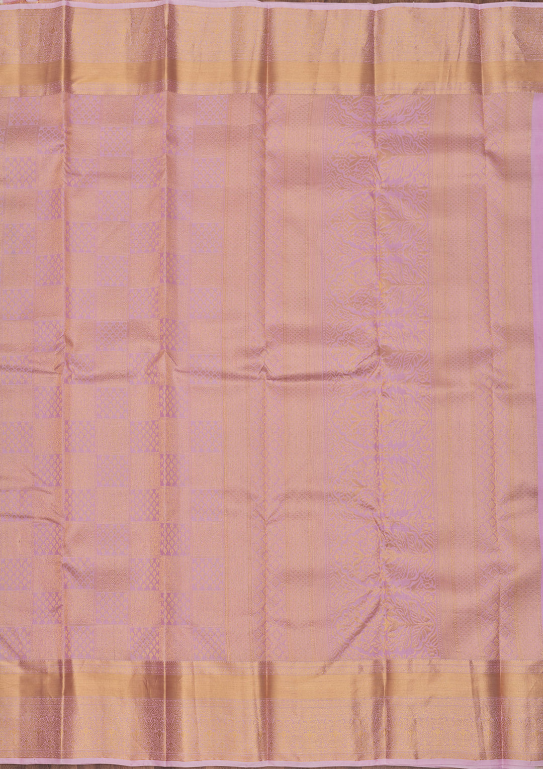 Lavender Silk Jaal Gold Zariwork Saree With Matching Blouse Piece