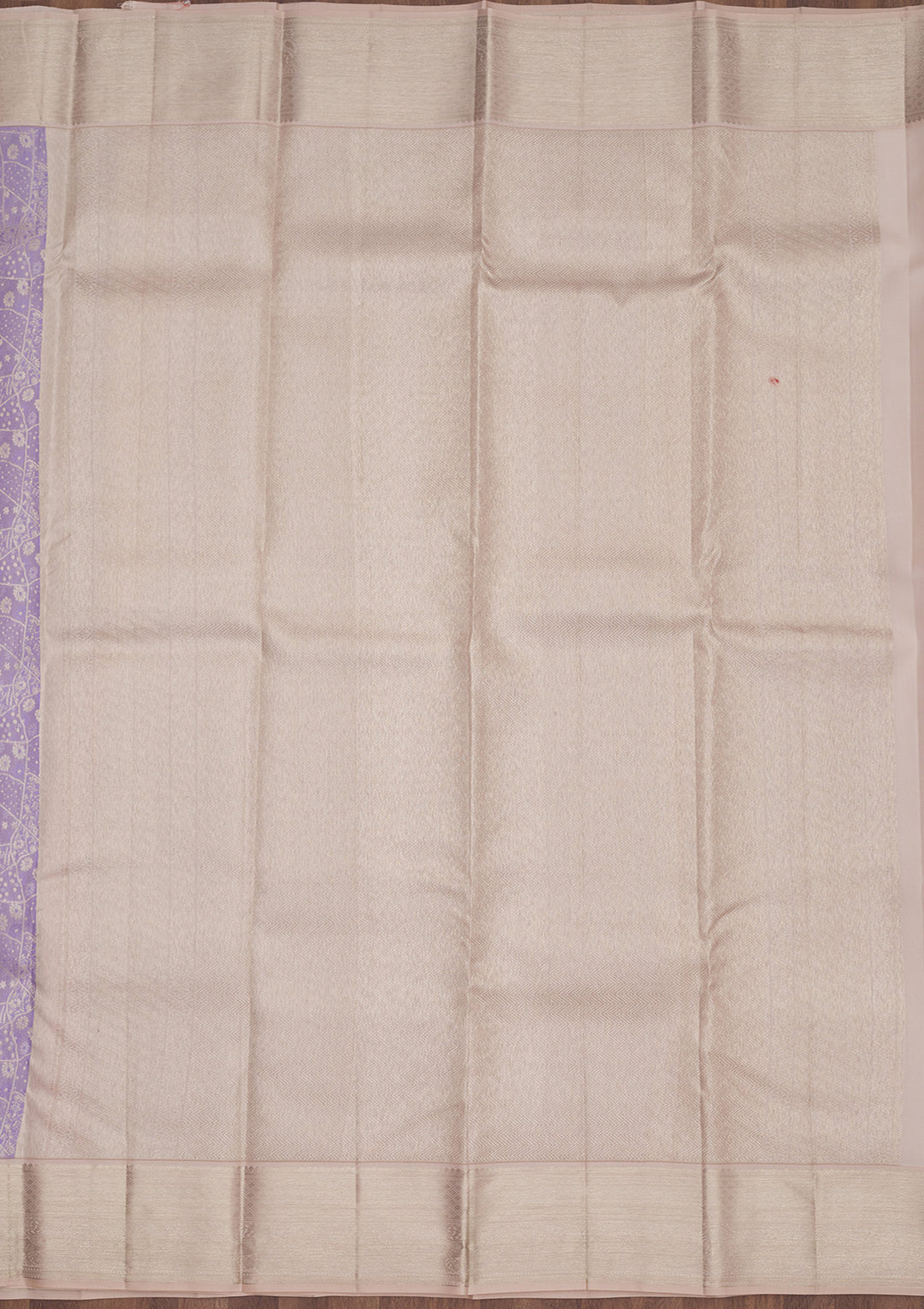 Lavender Silk Jaal Gold Zariwork Saree With Matching Blouse Piece