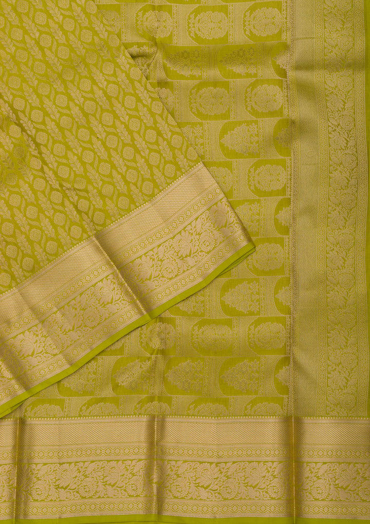 Leaf Green Pure Silk Jaal Zariwork Saree With Matching Blouse Piece