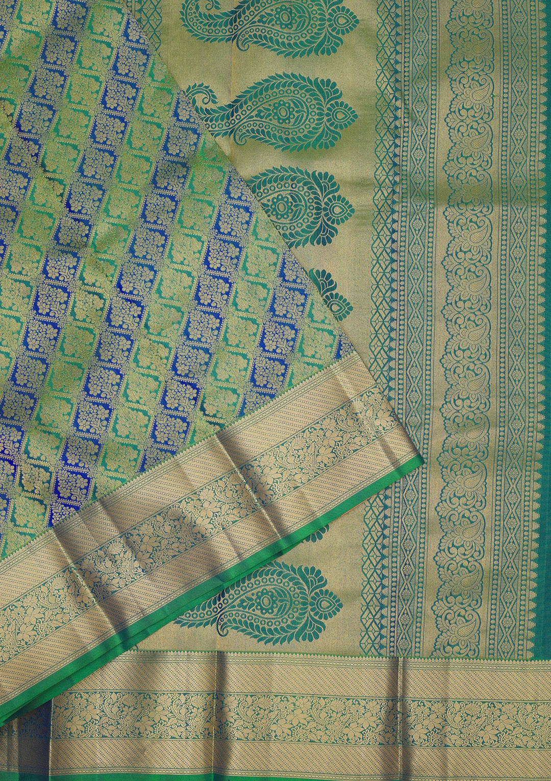 Leaf Green Pure Silk Jaal Zariwork Saree With Matching Blouse Piece