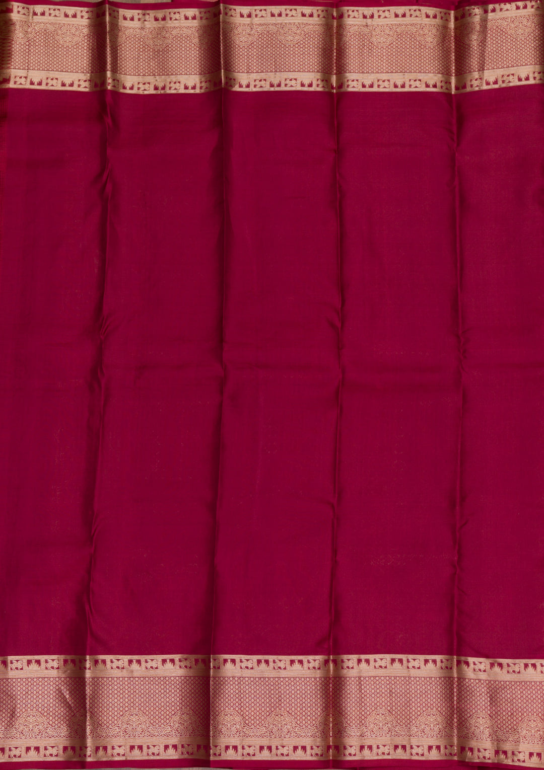 Maroon Pure Silk Jaal Zariwork Saree With Matching Blouse Piece