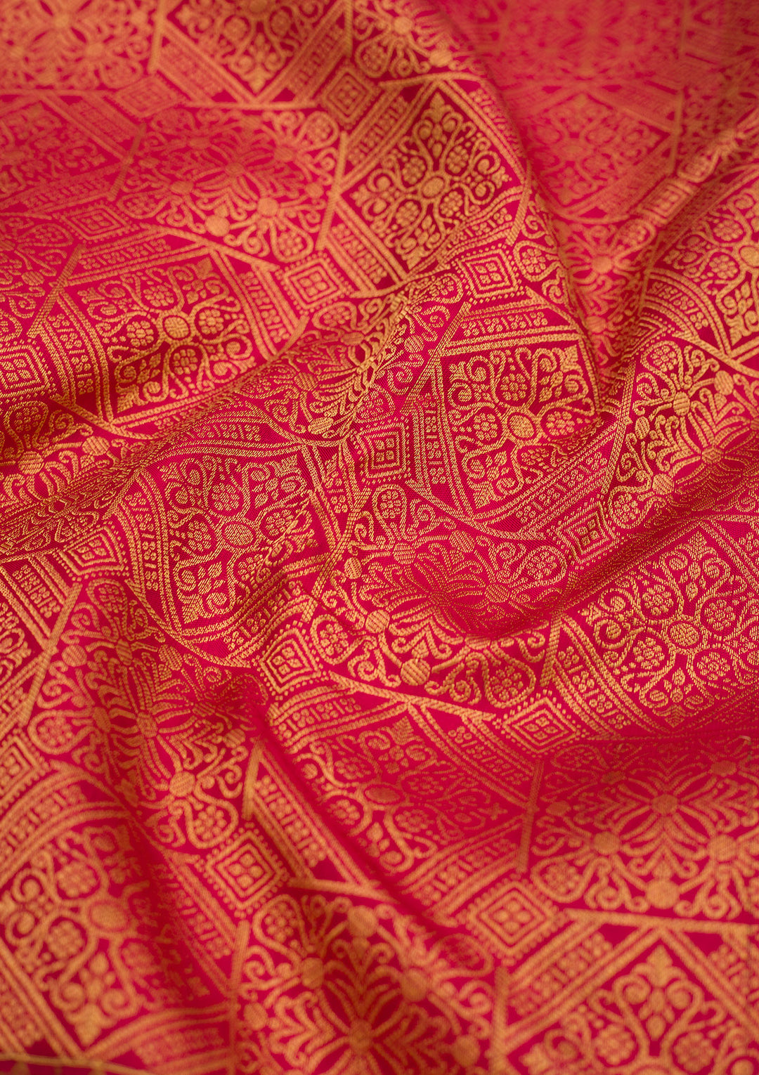 Maroon Silk Jaal Gold Zariwork Saree With Matching Blouse Piece