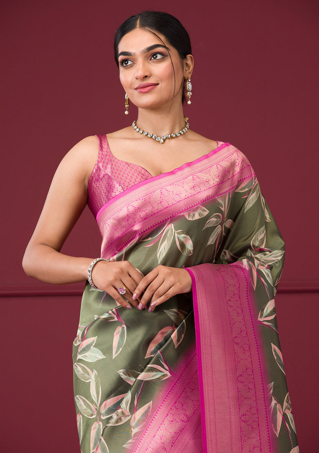 Mehendi Silk Kanjivaram Printed Saree With Matching Blouse Piece