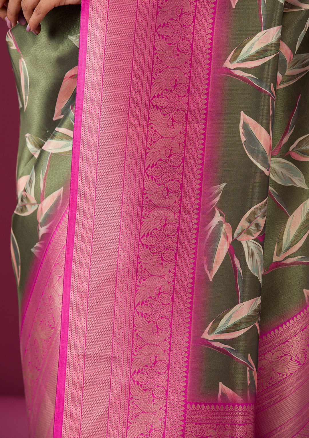 Mehendi Silk Kanjivaram Printed Saree With Matching Blouse Piece