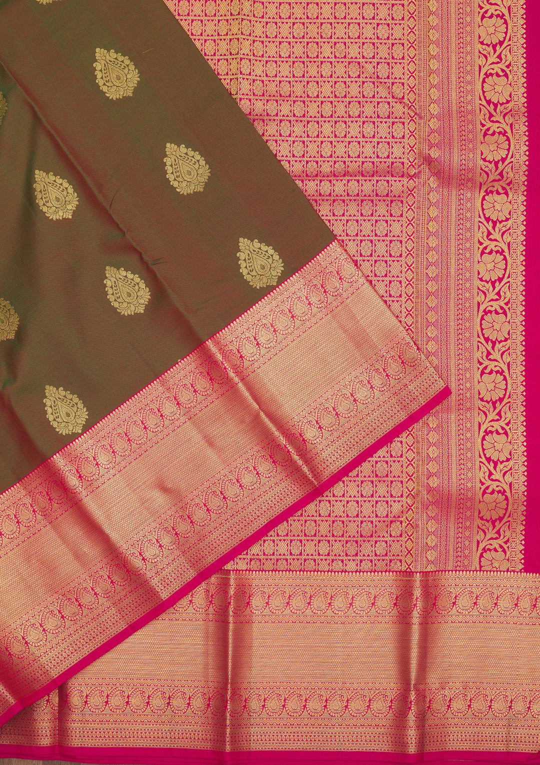 Mehendi Silk Buti Gold Zariwork Saree With Matching Blouse Piece