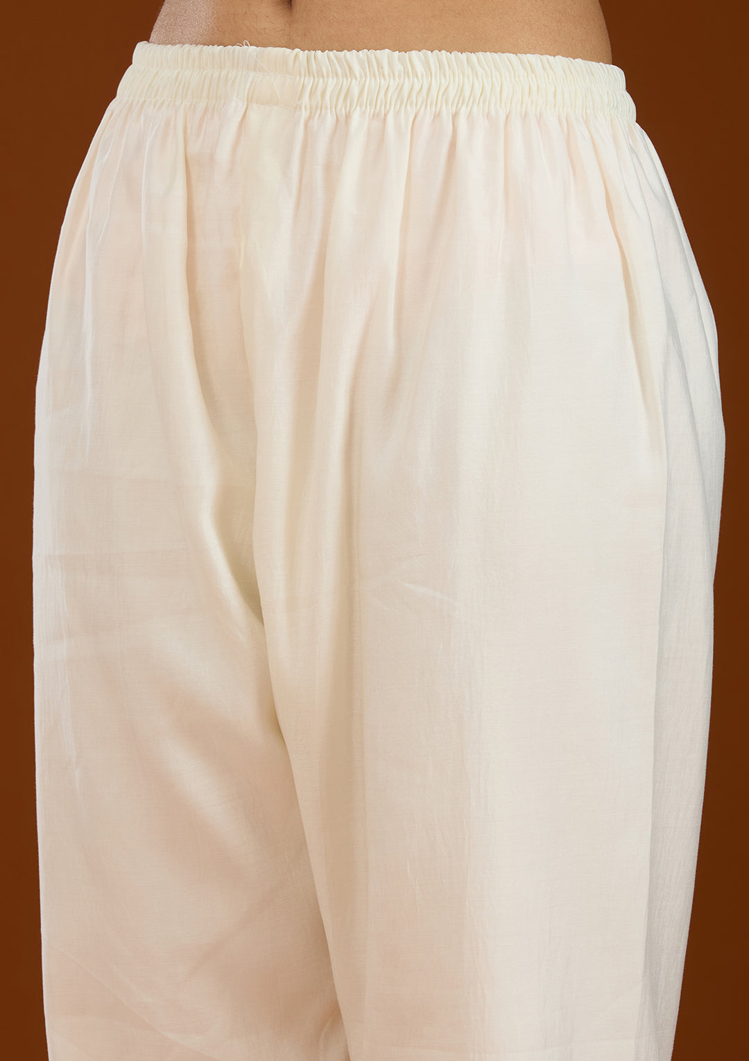 Koskii White Crepe Salwar Suit – Ready-to-Wear with Exquisite Threadwork