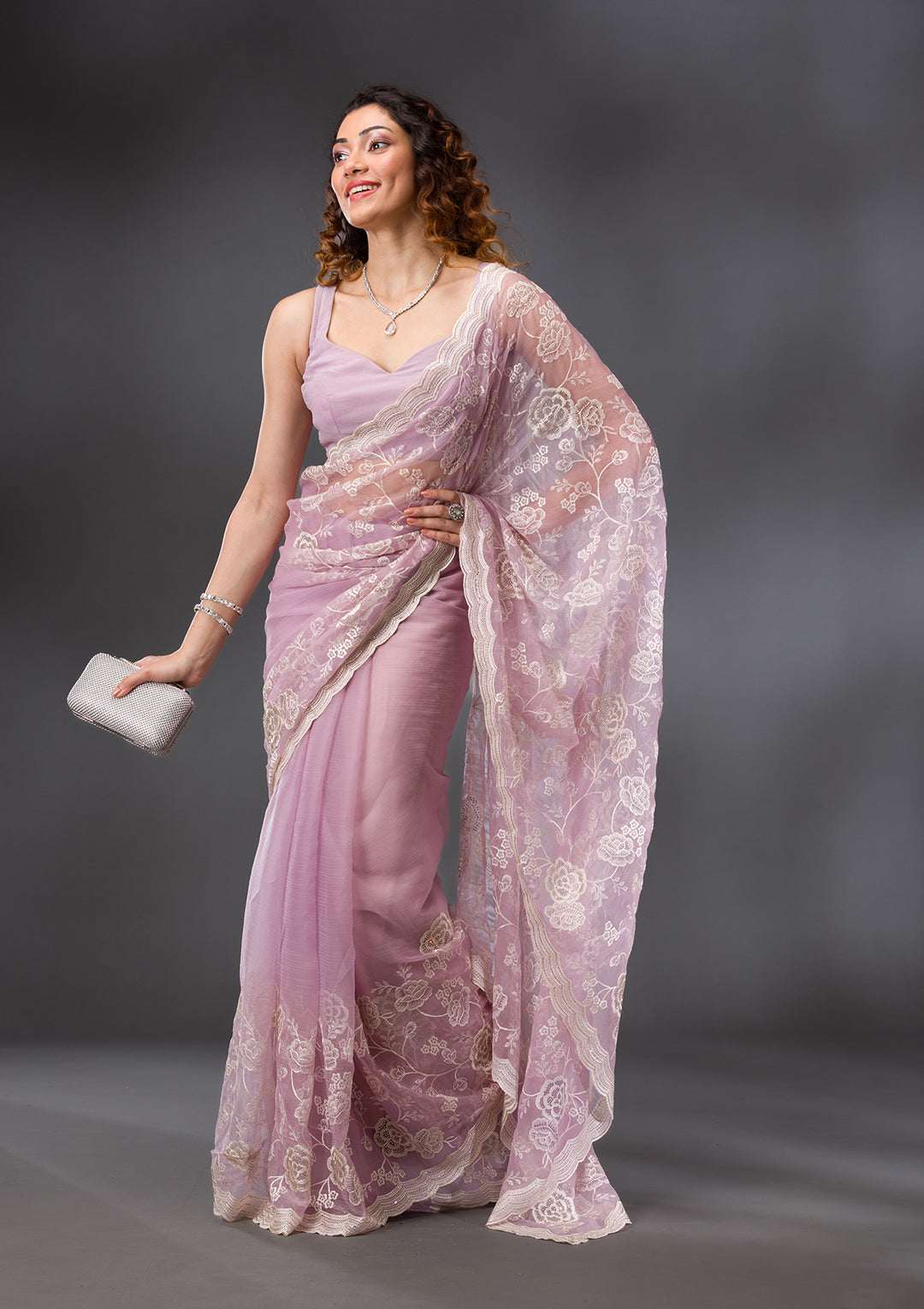Onion Pink Chiffon Threadwork Saree With Matching Blouse Piece