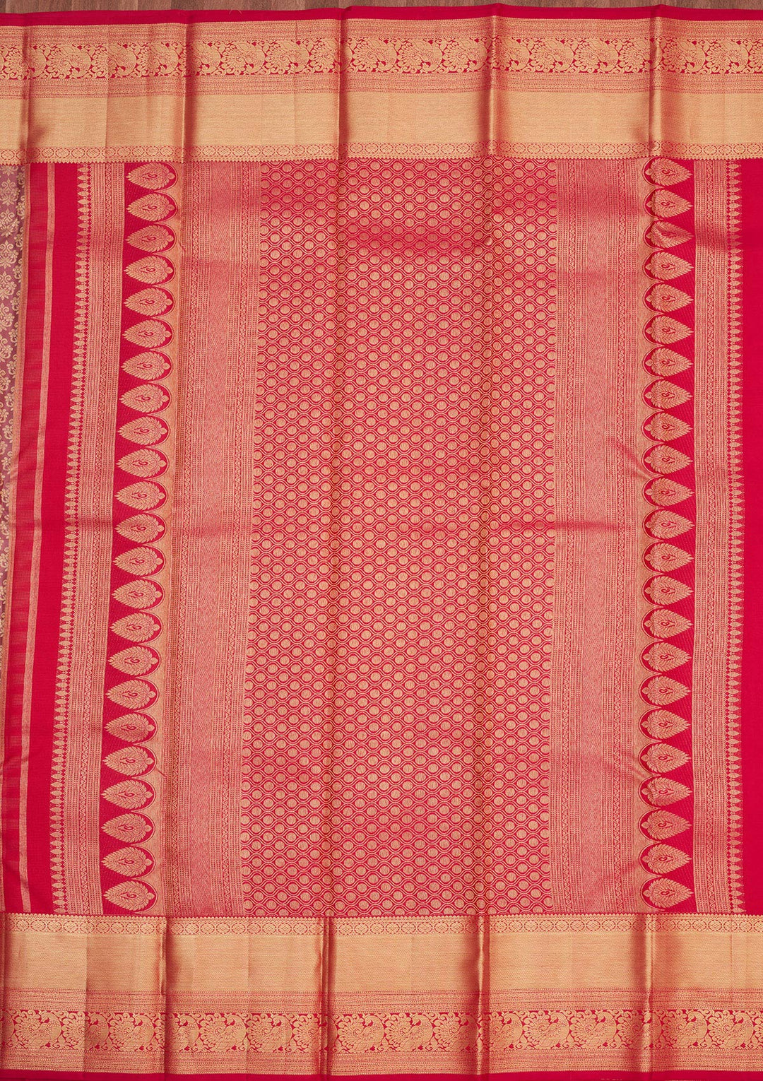 Onion Pink Silk Jaal Gold Zariwork Saree With Matching Blouse Piece