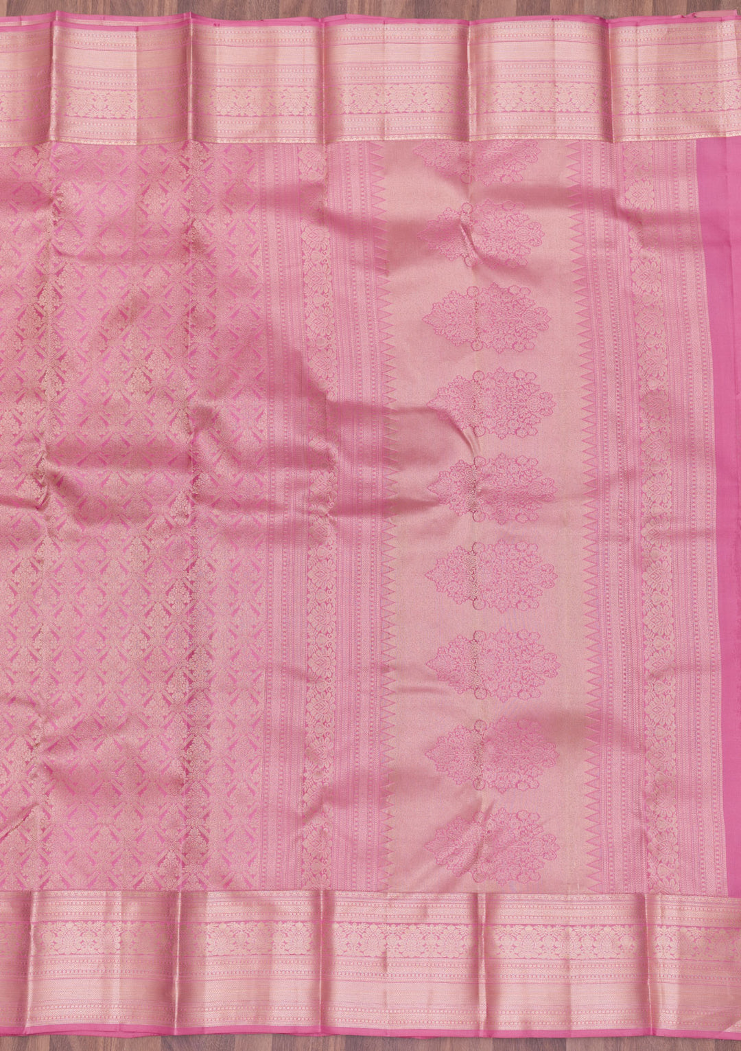 Onion Pink Silk Jaal Gold Zariwork Saree With Matching Blouse Piece