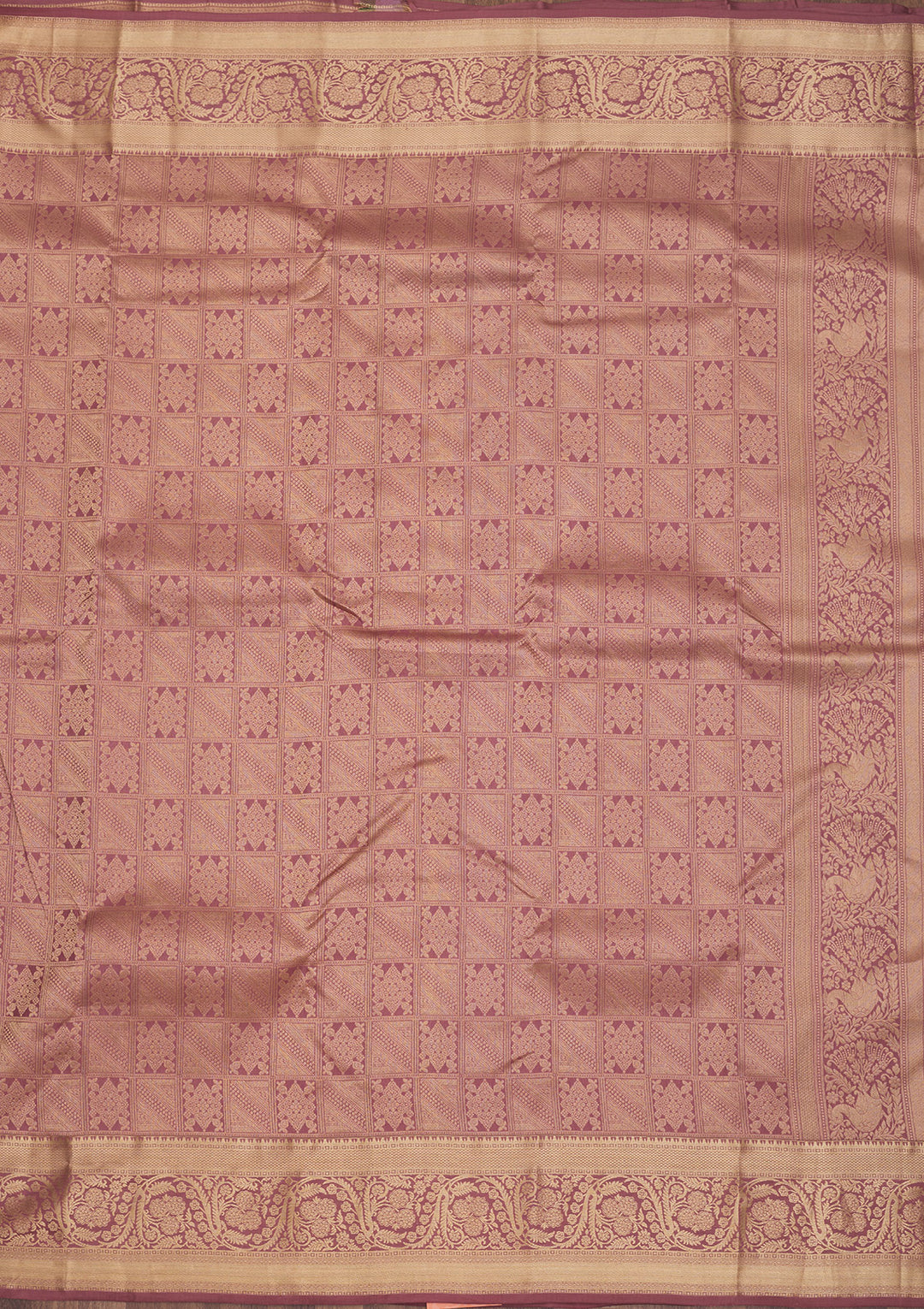 Onion Pink Pure Silk Jaal Zariwork Saree With Matching Blouse Piece