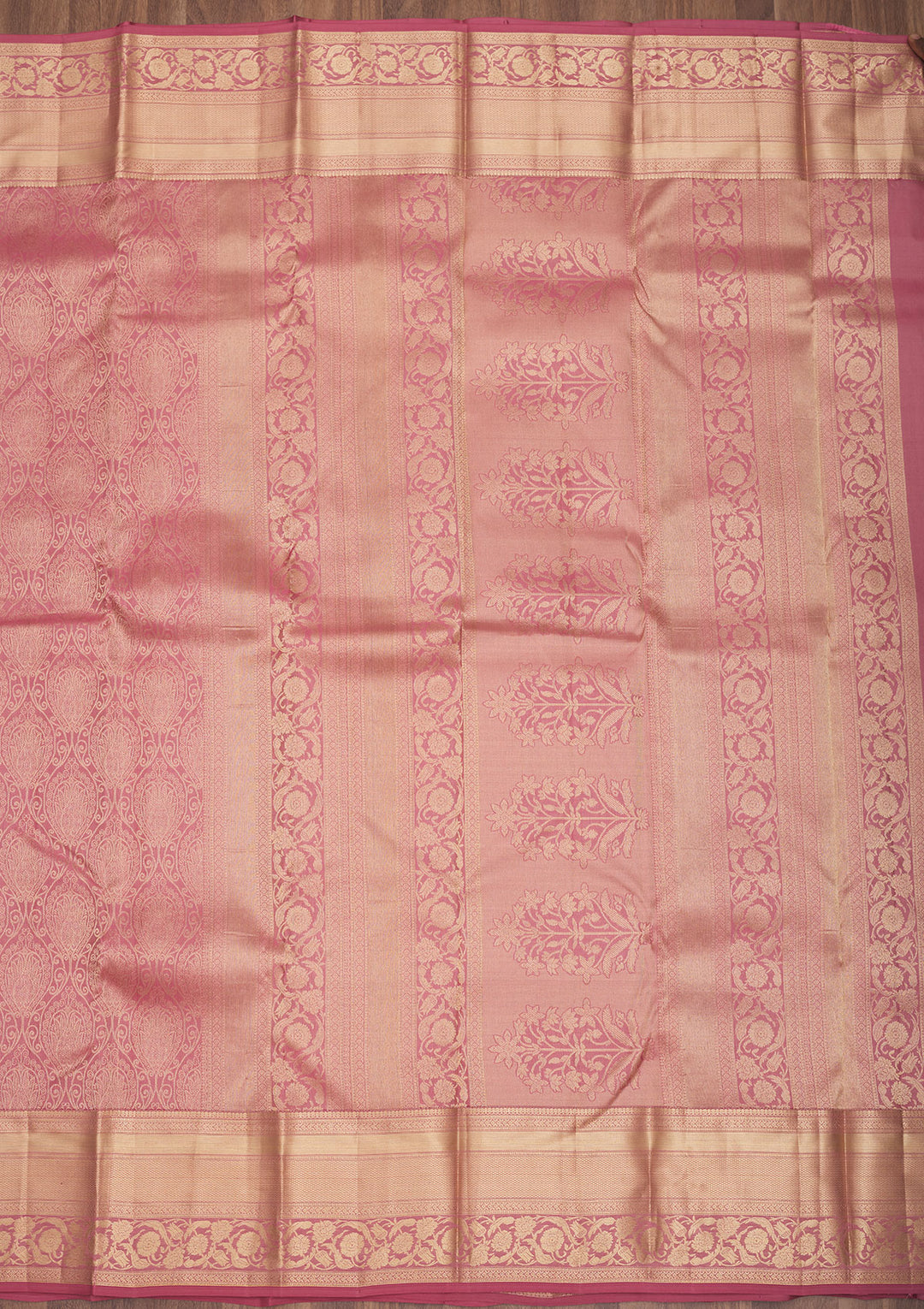 Onion Pink Pure Silk Jaal Gold Zariwork Saree With Matching Blouse Piece