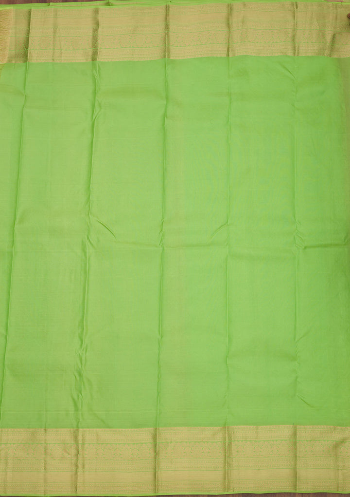 Parrot Green Silk Jaal Gold Zariwork Saree With Matching Blouse Piece