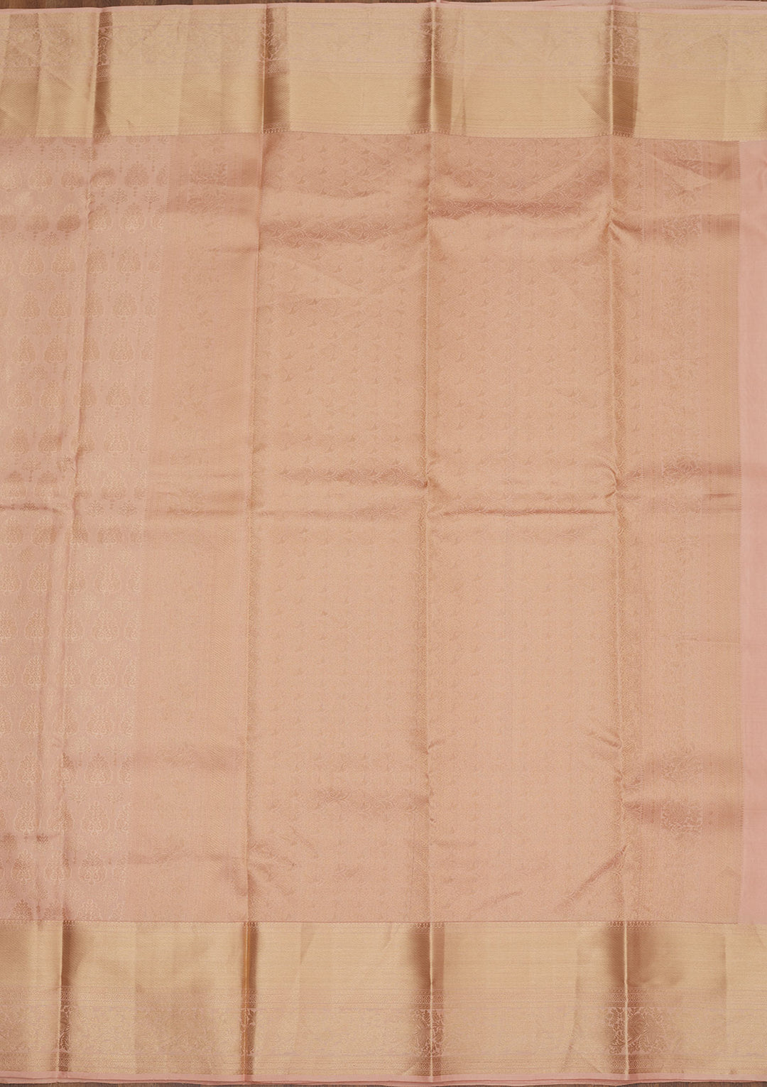 Peach Silk Jaal Gold Zariwork Saree With Matching Blouse Piece
