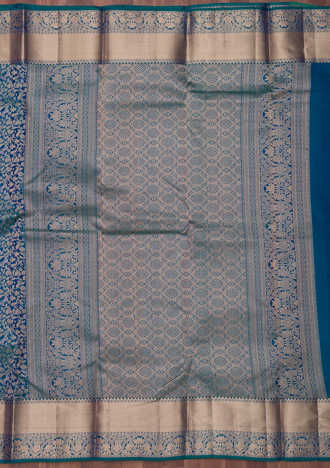 Peacock Blue Pure Silk Jaal Zariwork Saree With Matching Blouse Piece