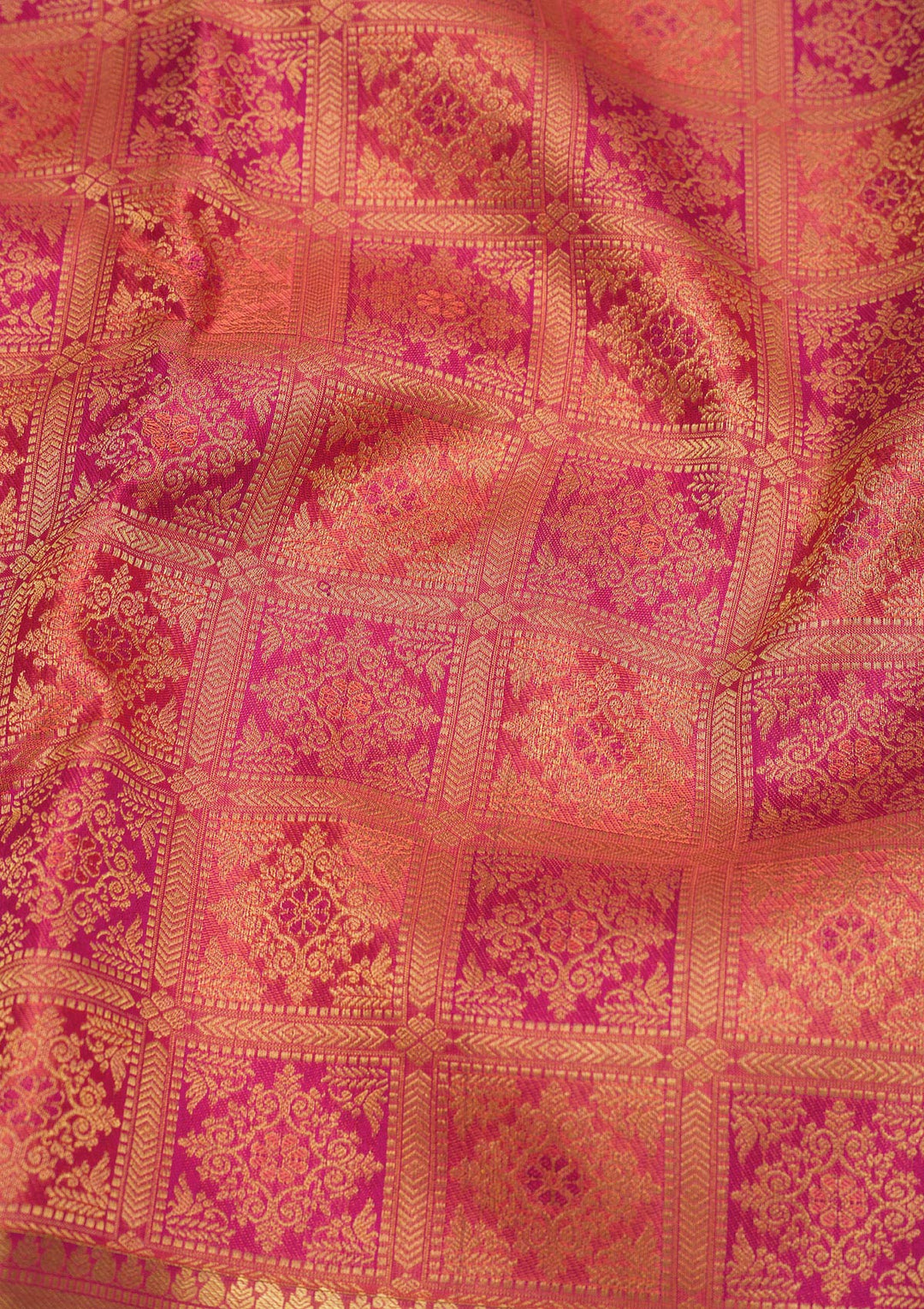 Pink Silk Jaal Saree With Matching Blouse Piece
