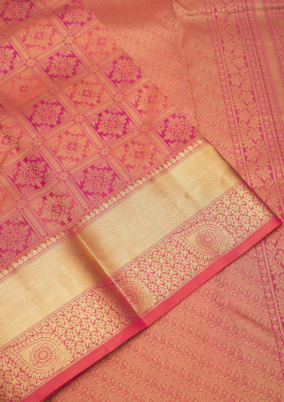Pink Silk Jaal Saree With Matching Blouse Piece