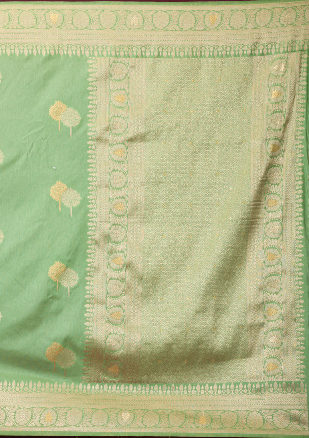 Pista Green Silk Banarasi Gold Zariwork Saree With Matching Blouse Piece