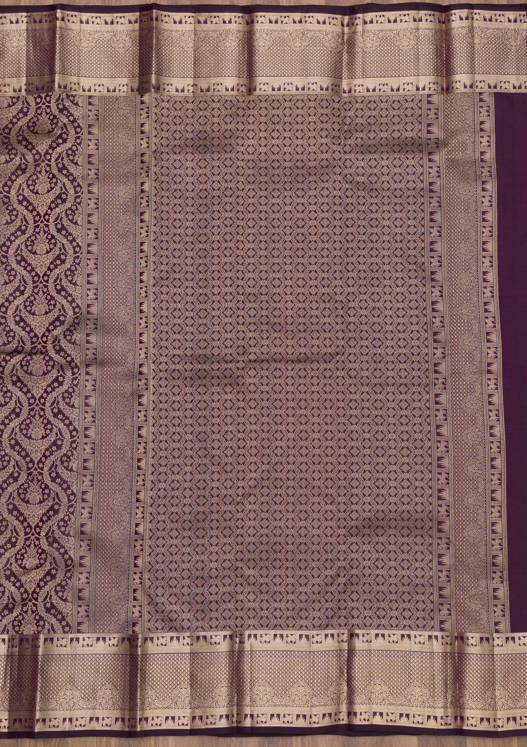Purple Pure Silk Jaal Zariwork Saree With Matching Blouse Piece