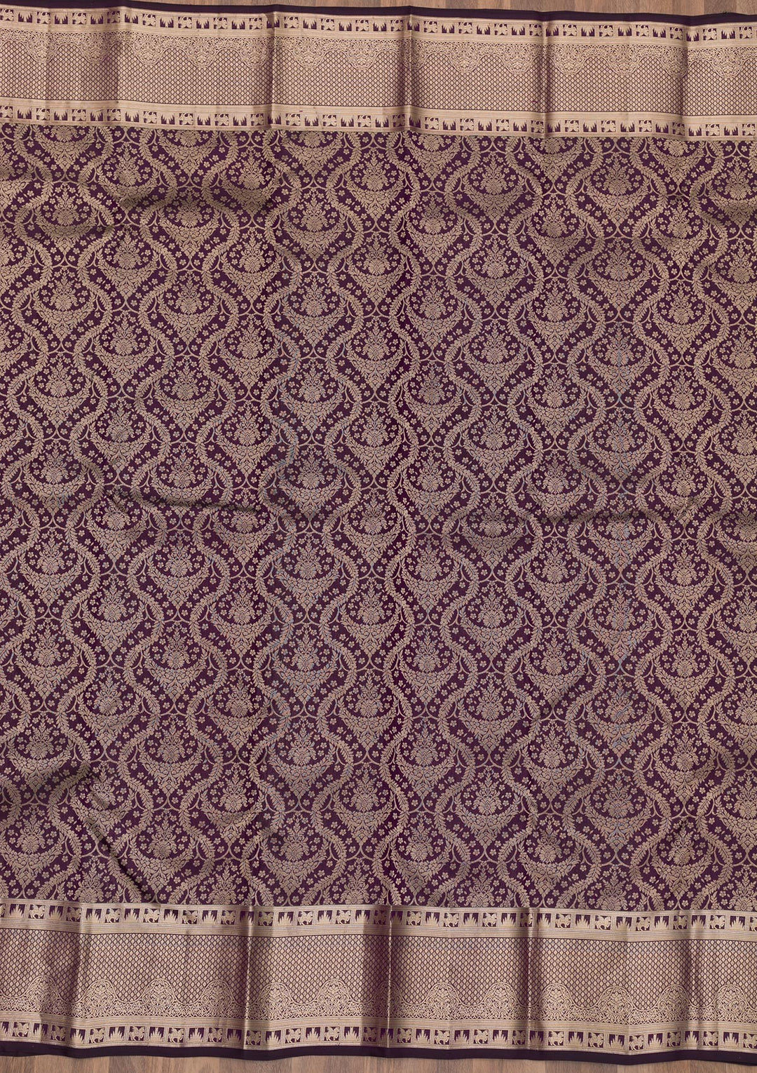 Purple Pure Silk Jaal Zariwork Saree With Matching Blouse Piece