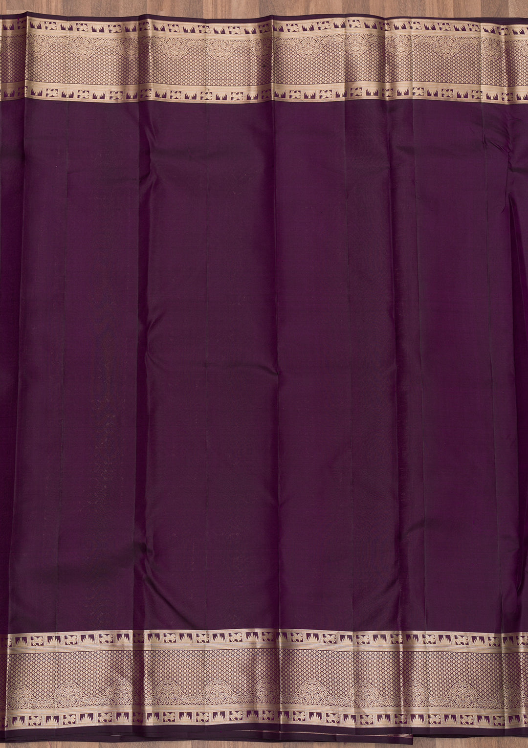 Purple Pure Silk Jaal Zariwork Saree With Matching Blouse Piece
