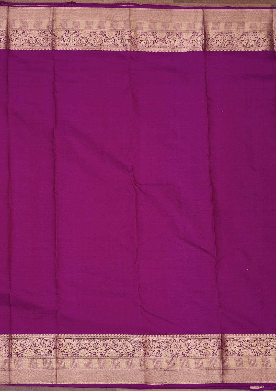 Purple Silk Jaal Gold Zariwork Saree With Matching Blouse Piece