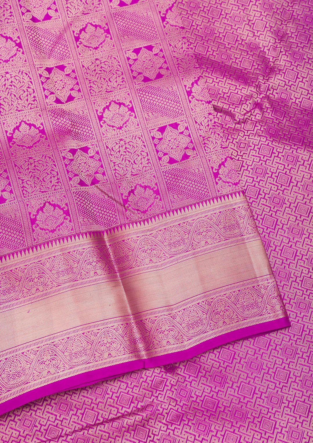 Purple Silk Jaal Gold Zariwork Saree With Matching Blouse Piece