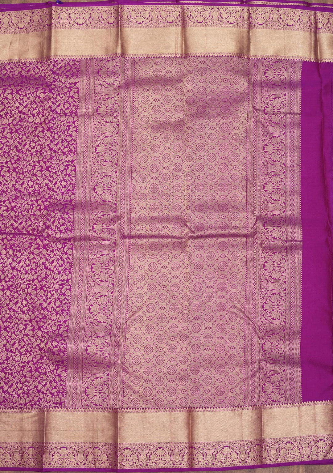 Purple Pure Silk Jaal Zariwork Saree With Matching Blouse Piece