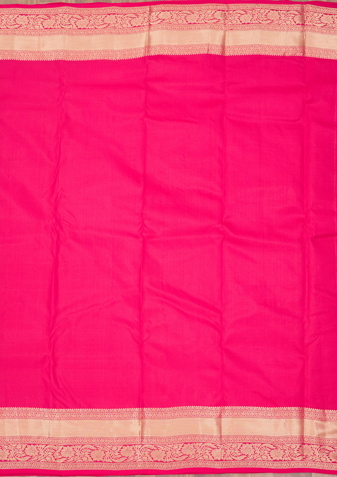 Rani Pink Pure Silk Jaal Zariwork Saree With Matching Blouse Piece