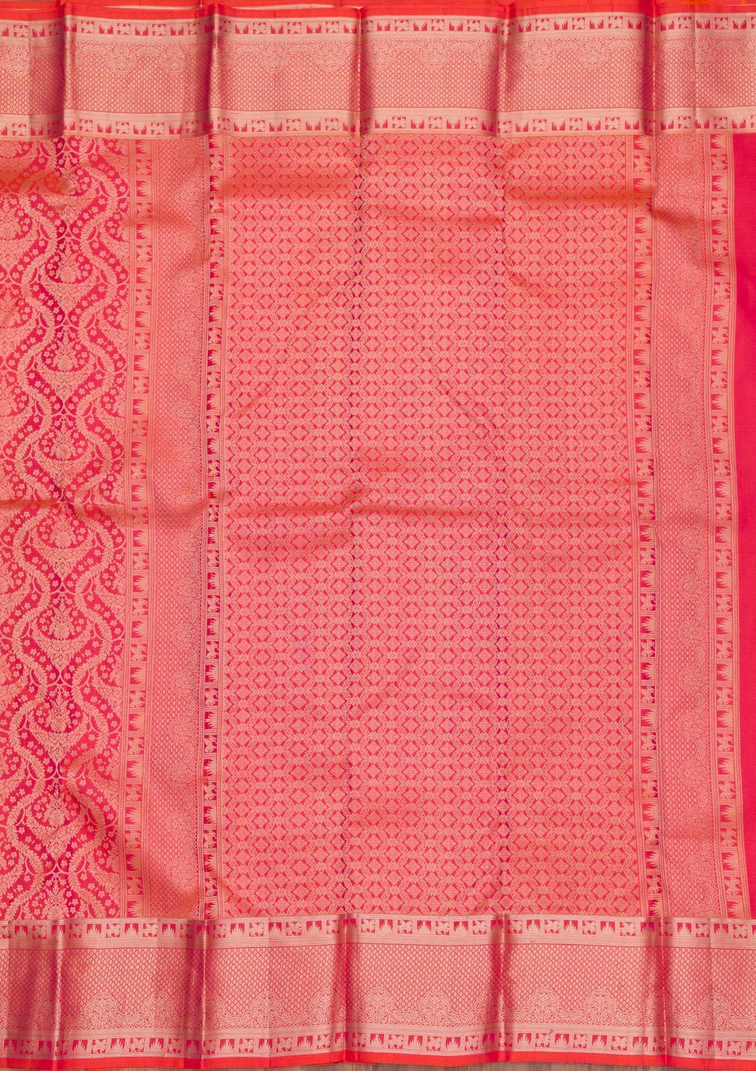 Rani Pink Pure Silk Jaal Zariwork Saree With Matching Blouse Piece