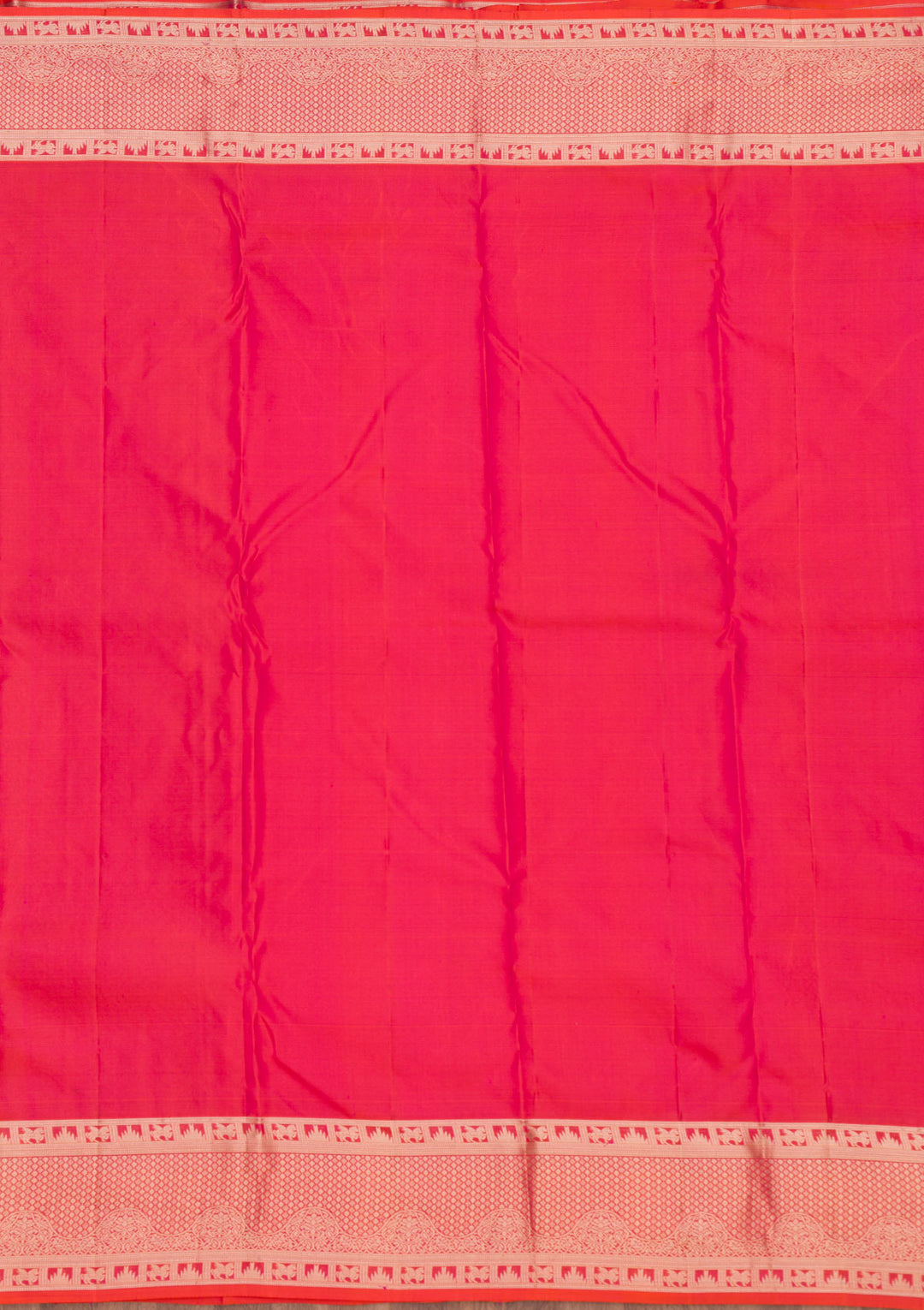 Rani Pink Pure Silk Jaal Zariwork Saree With Matching Blouse Piece
