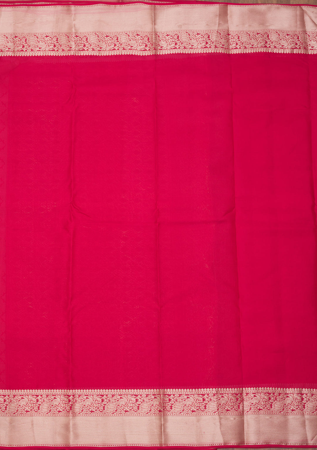 Rani Pink Pure Silk Jaal Zariwork Saree With Matching Blouse Piece