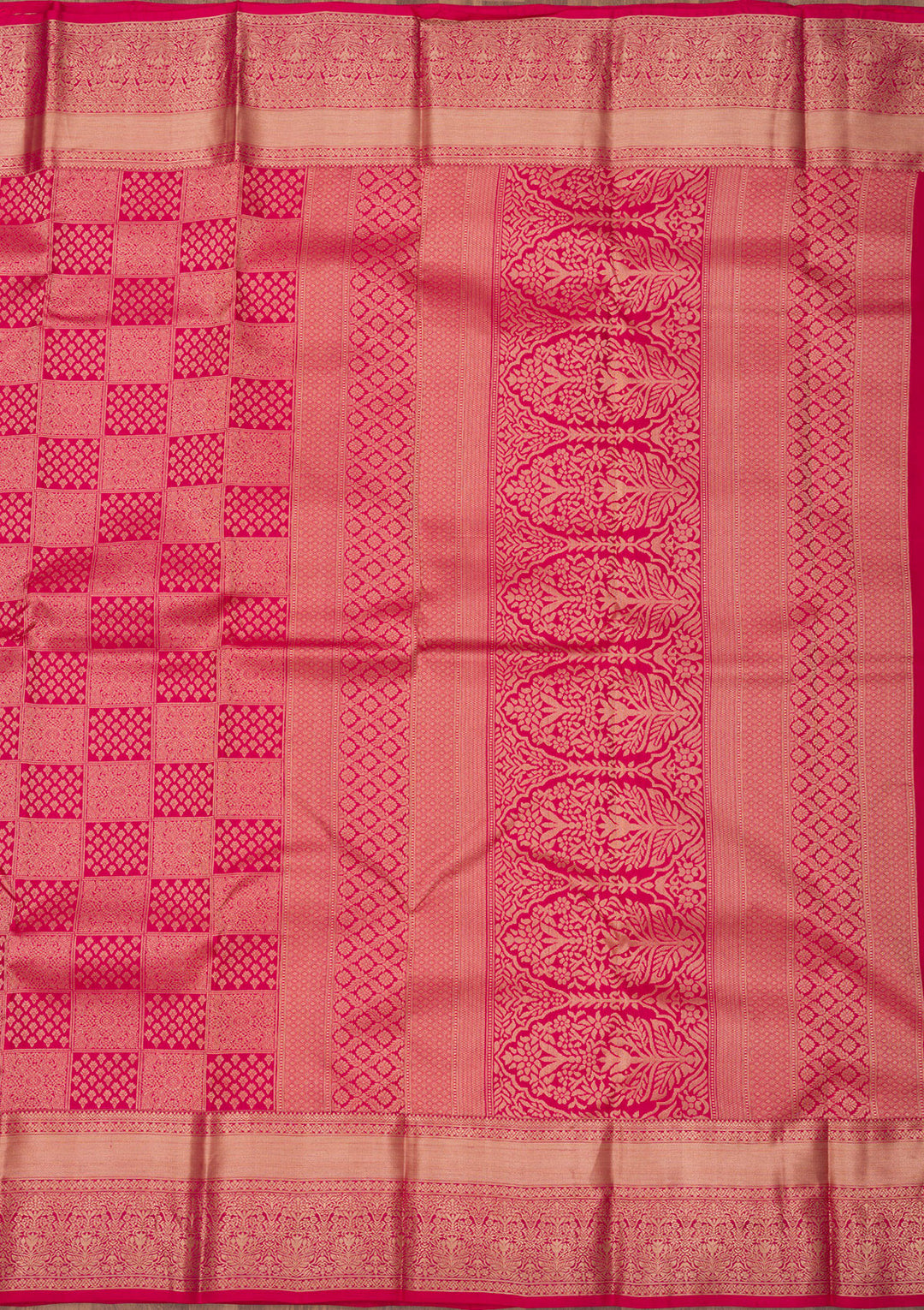 Rani Pink Silk Jaal Gold Zariwork Saree With Matching Blouse Piece