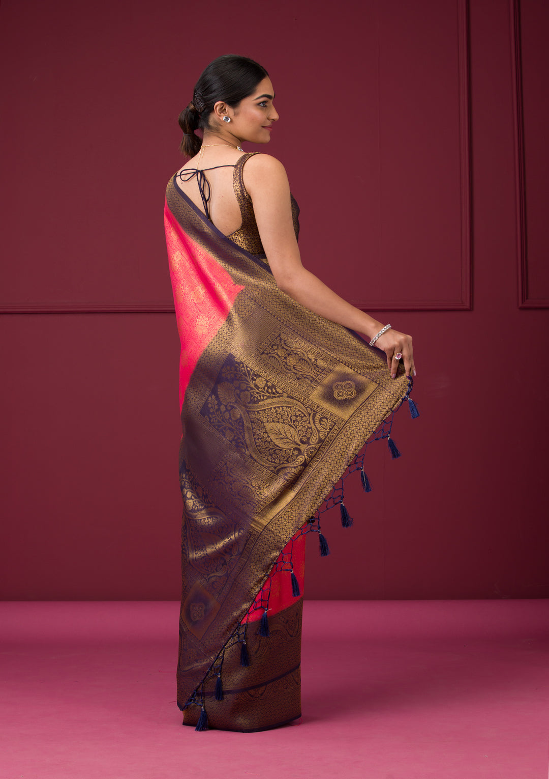 Red Silk Buti Gold Zariwork Saree With Matching Blouse Piece