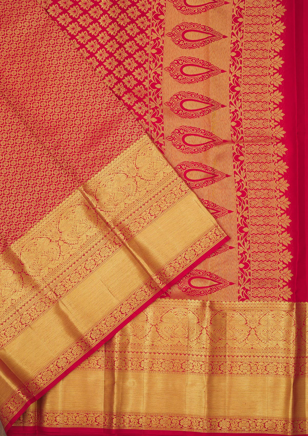 Red Silk Jaal Gold Zariwork Saree With Matching Blouse Piece