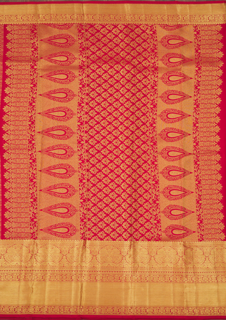 Red Silk Jaal Gold Zariwork Saree With Matching Blouse Piece