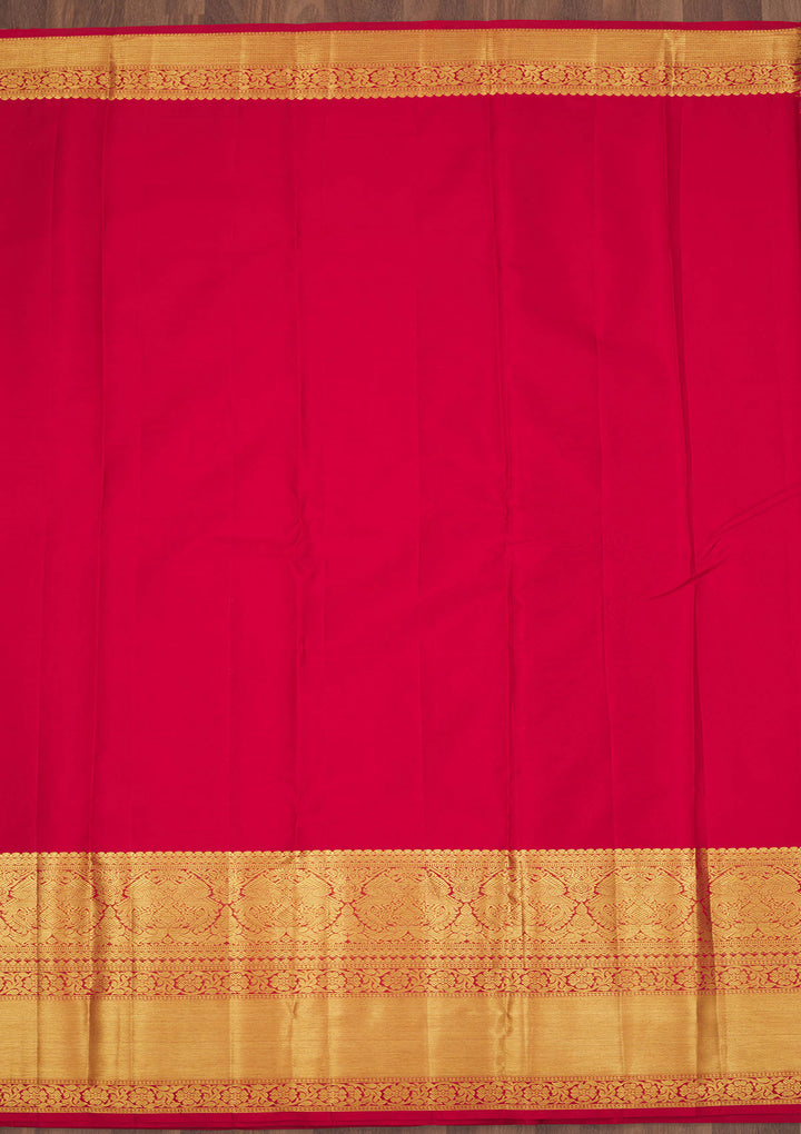 Red Silk Jaal Gold Zariwork Saree With Matching Blouse Piece