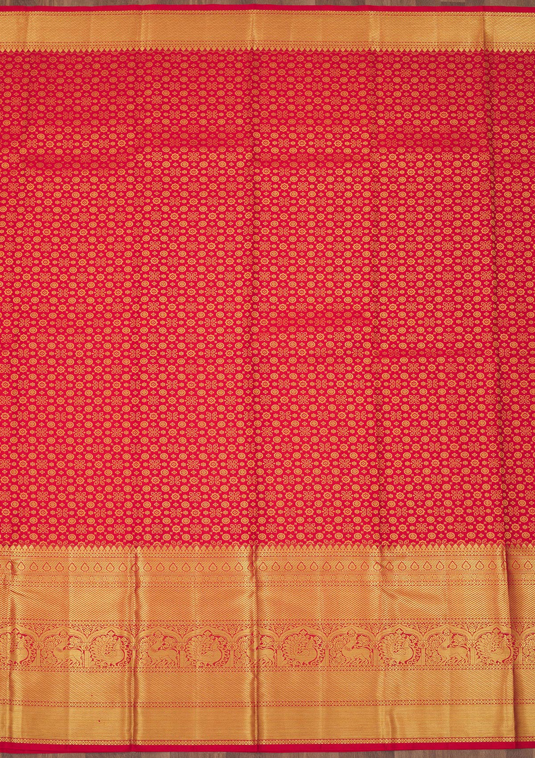 Red Silk Jaal Gold Zariwork Saree With Matching Blouse Piece