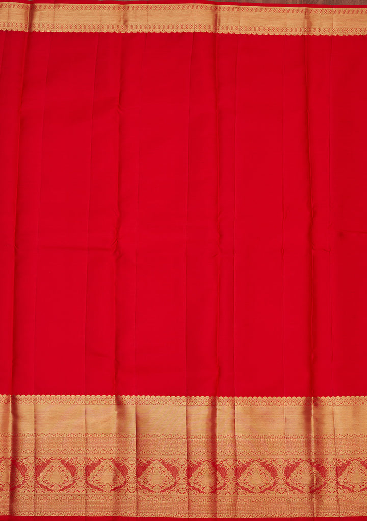 Red Silk Jaal Gold Zariwork Saree With Matching Blouse Piece