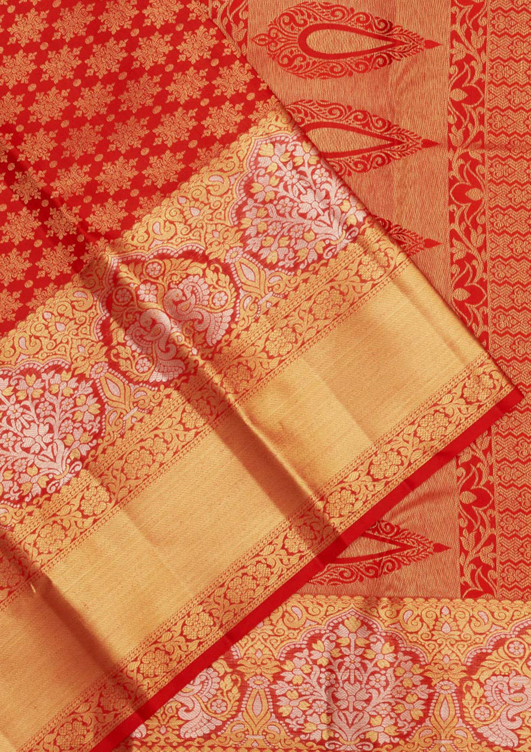 Red Silk Jaal Gold Zariwork Saree With Matching Blouse Piece