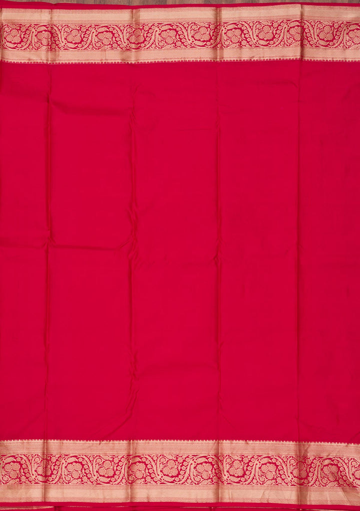 Red Pure Silk Jaal Zariwork Saree With Matching Blouse Piece