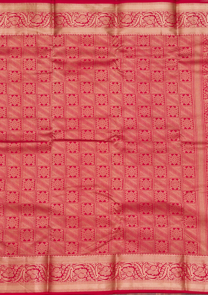 Red Pure Silk Jaal Zariwork Saree With Matching Blouse Piece