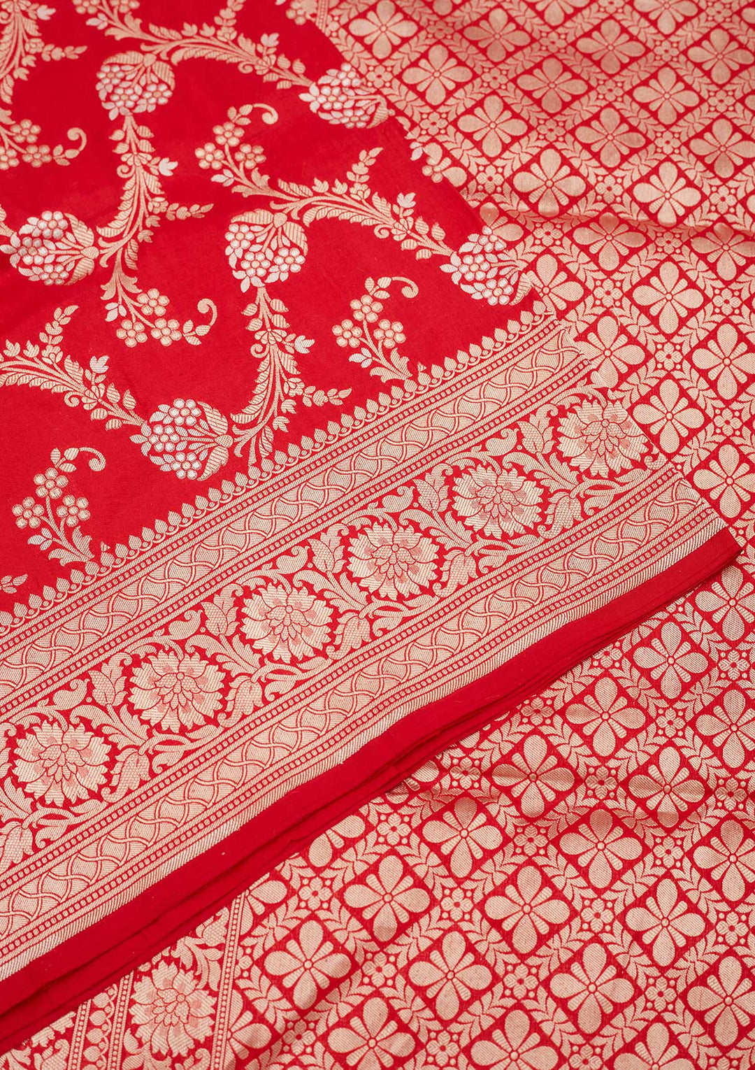 Red Silk Jaal Zariwork Saree With Matching Blouse Piece