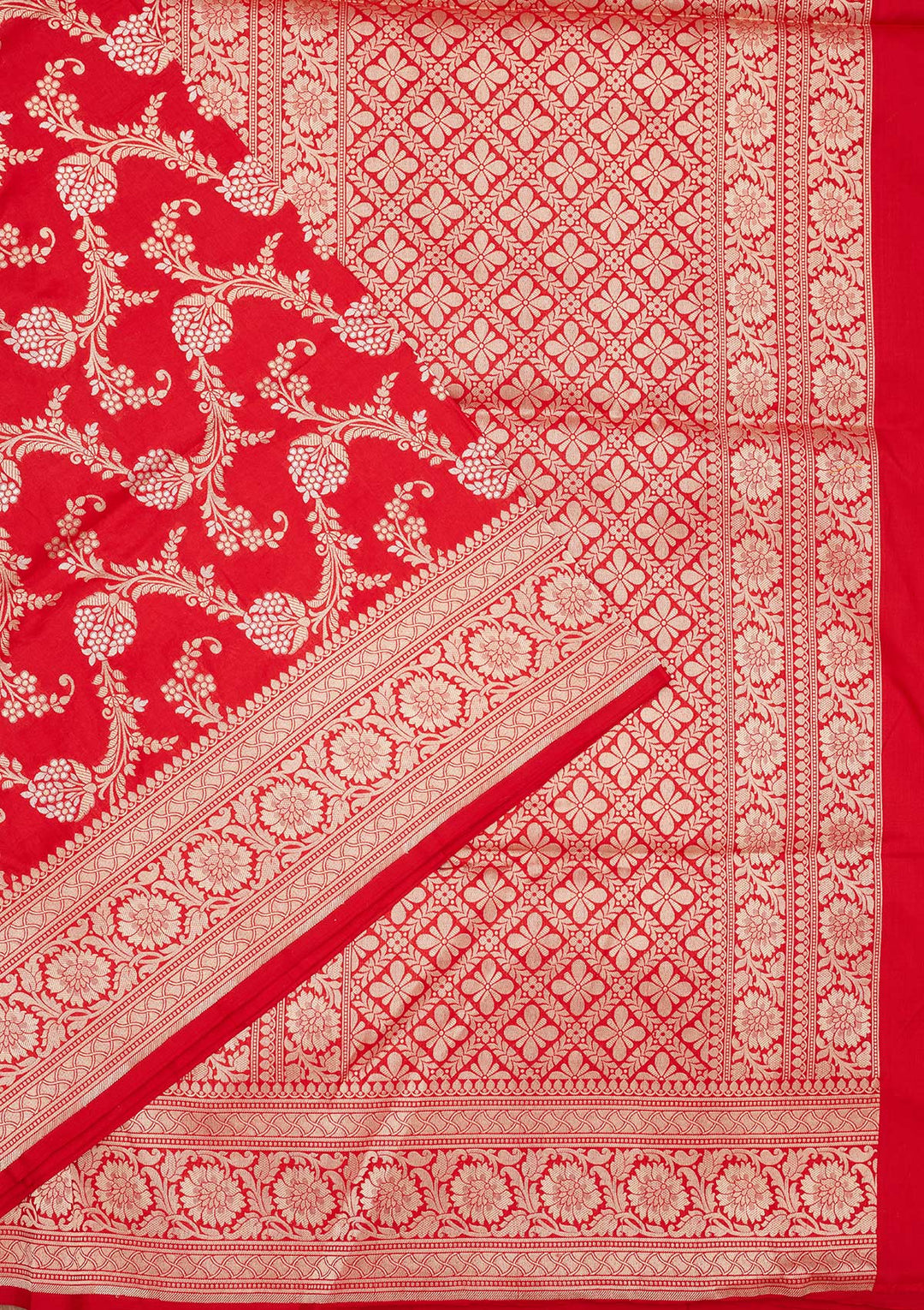 Red Silk Jaal Zariwork Saree With Matching Blouse Piece