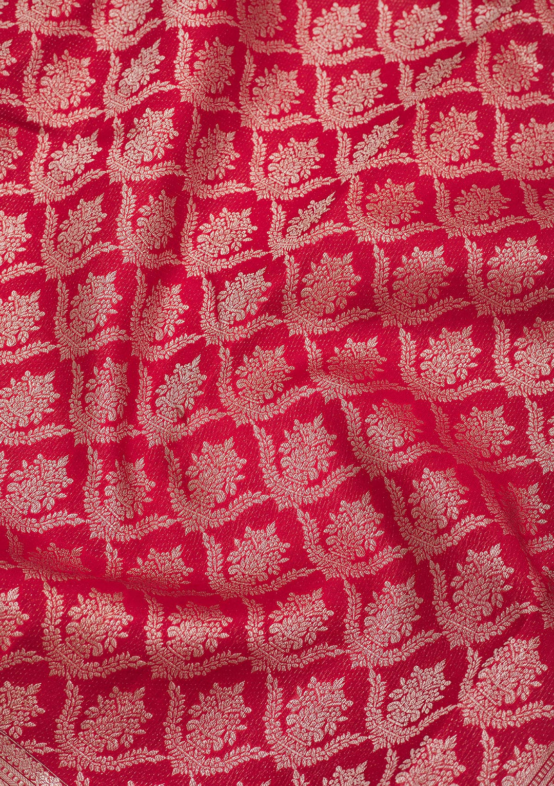 Red Pure Silk Jaal Zariwork Saree With Matching Blouse Piece