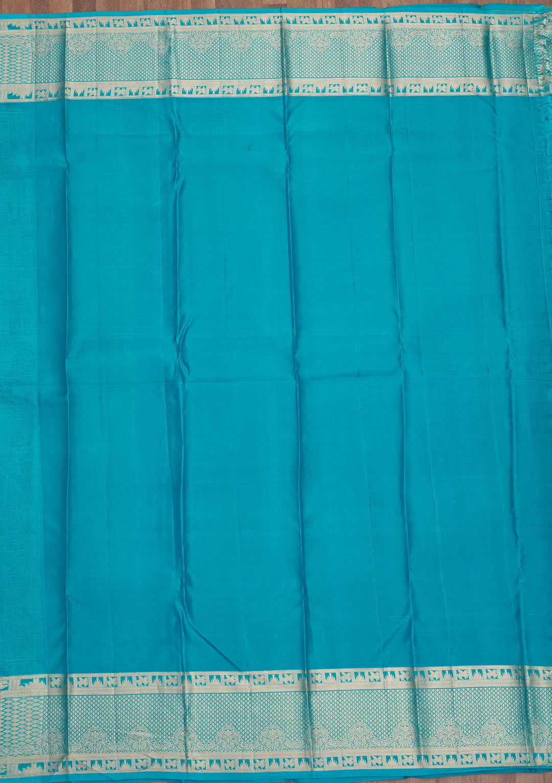 Turquoise Blue Pure Silk Jaal Zariwork Saree With Matching Blouse Piece