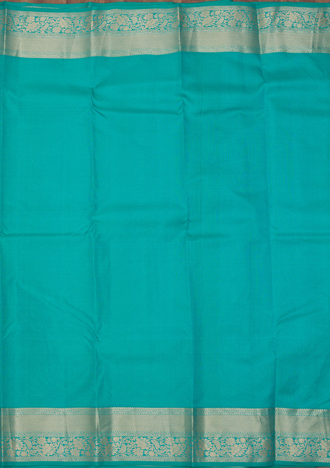 Turquoise Blue Pure Silk Jaal Gold Zariwork Saree With Matching Blouse Piece